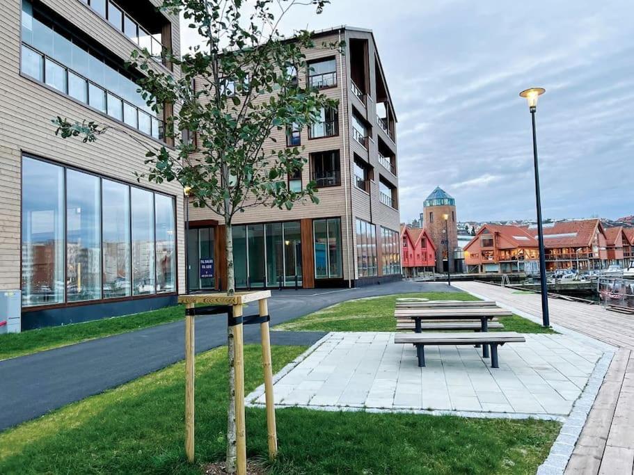 Stor Leilighet Sentralt I Sandnes Саннес Екстер'єр фото